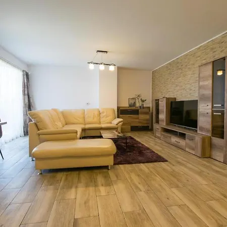 Apartament Beige Riviera