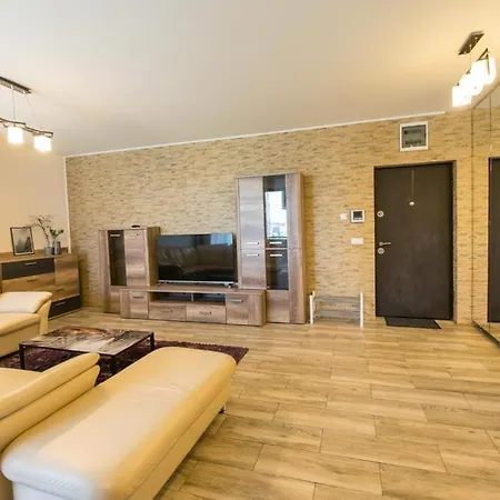 Beige Riviera Apartment *