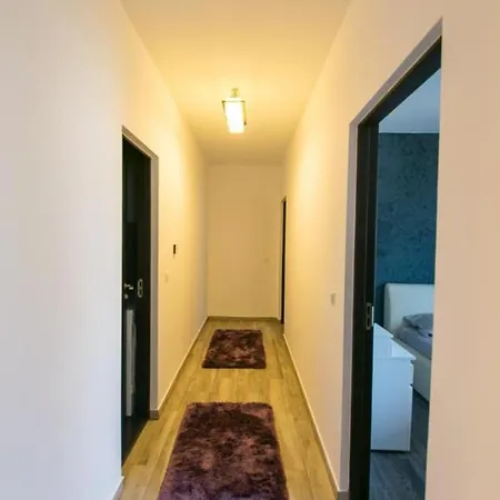 Beige Riviera * Kluž