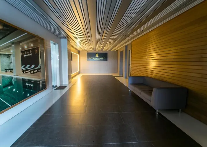 Beige Riviera Apartament *